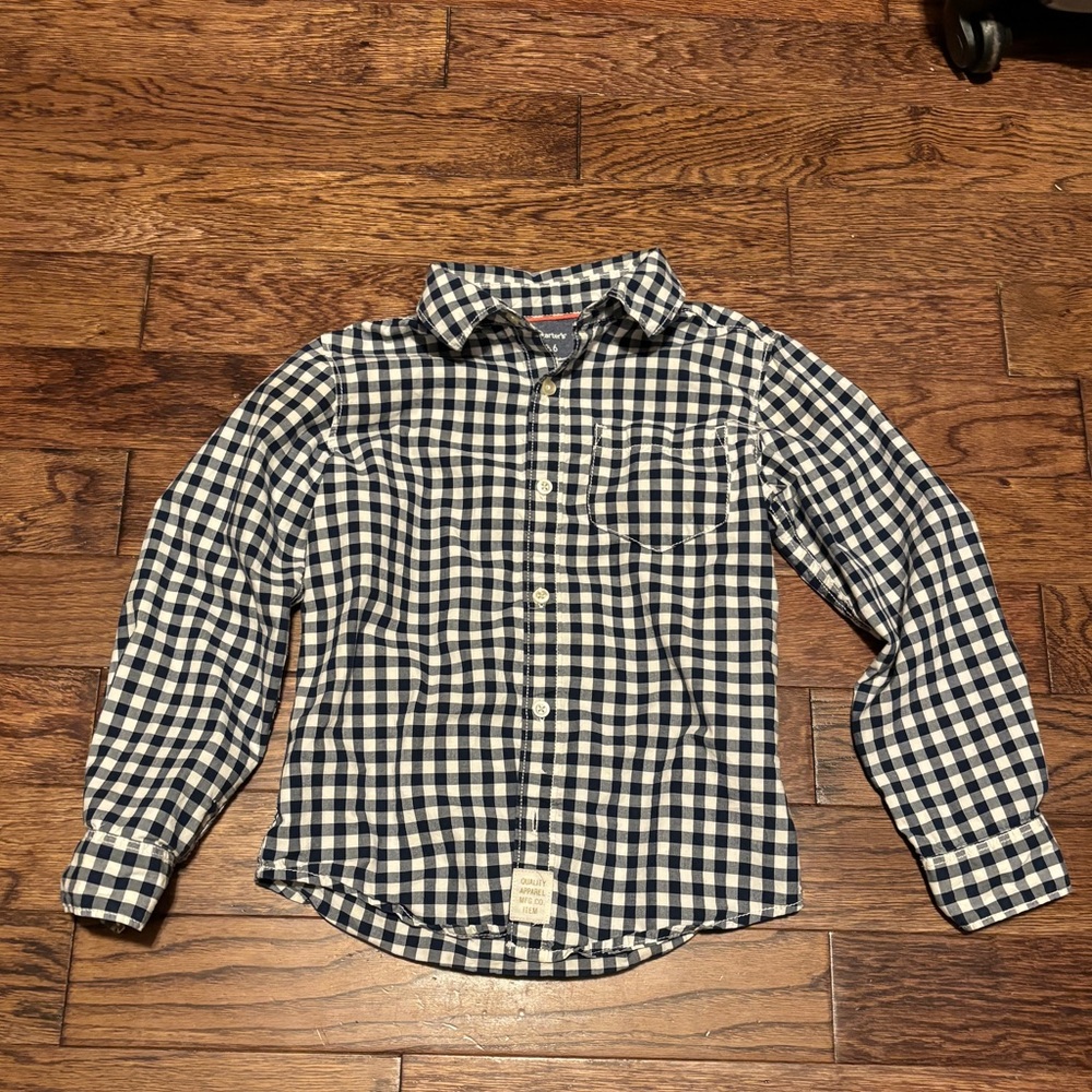 Boys plaid button down shirt navy/white Size 6